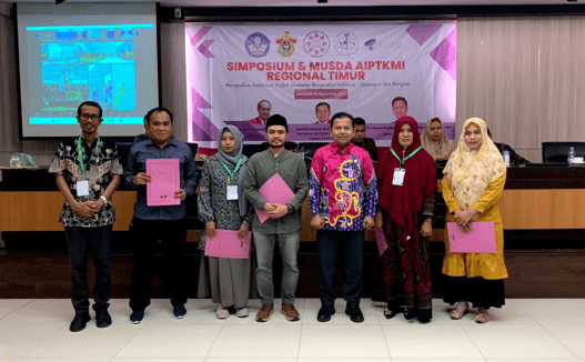 Mahasiswa Fakultas Kesehatan Masyarakat Universitas Halu Oleo Menjadi Juara 3 PILMAPRES